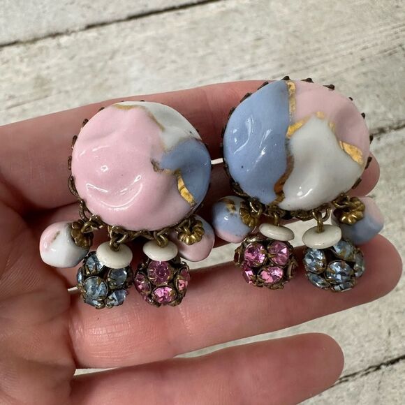Vintage Jewelry - Vintage 50s Jonnè Cotton Candy Clip On Earrings